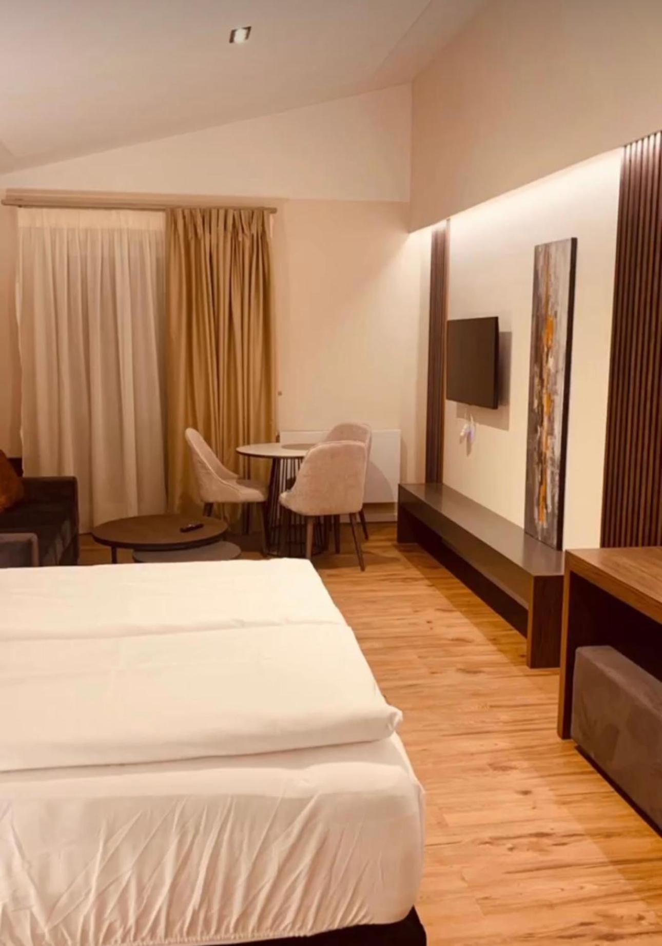 Akropolis Hotel Nürnberg Eksteriør billede